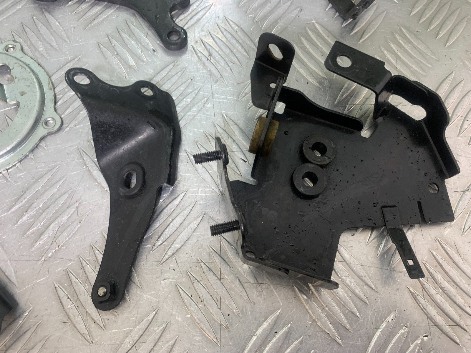 YAMAHA YZF R7 FRAME BRACKETS  YEAR 2022-2025 (CMB1255)