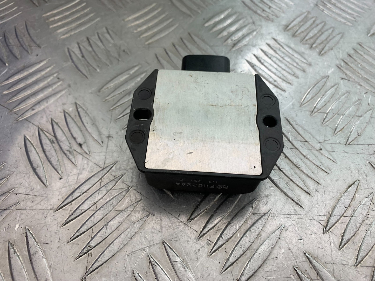 KTM 1290 SUPER DUKE R REGULATOR  YEAR 2020-2024 (CMB1272)