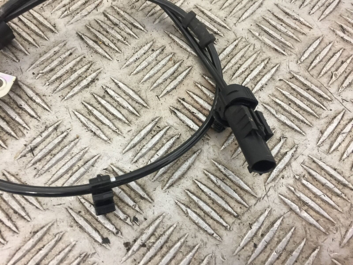 KAWASAKI NINJA H2 SX SE FRONT ABS SENSOR  YEAR 2018 2019  (STOCK 439)