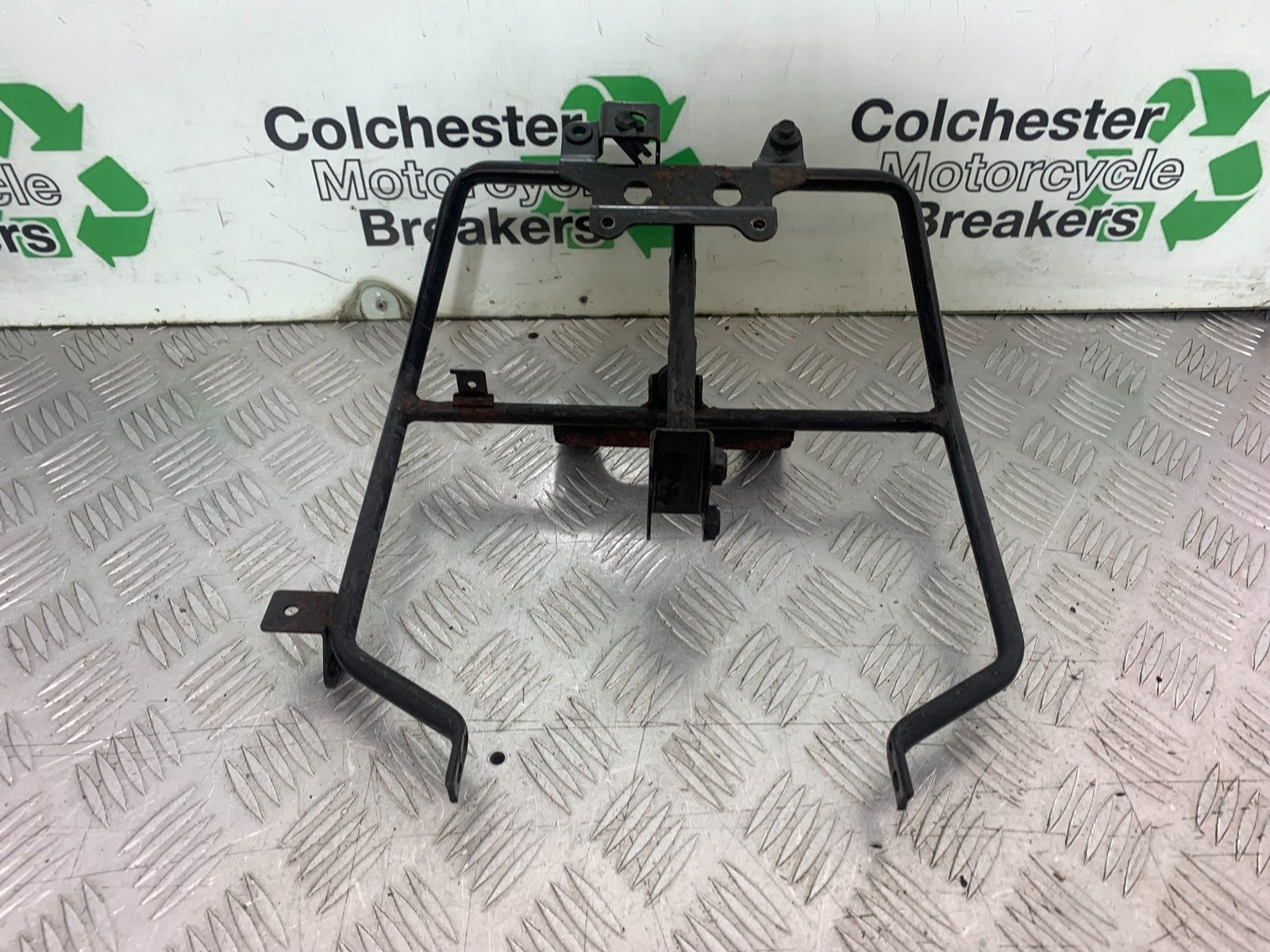 HONDA XL125 VARADERO FAIRING BRACKET    YEAR 2001-2006  (CMB1210)