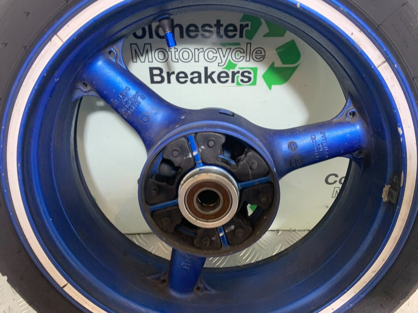 KAWASAKI ZX6R ZX6 J REAR WHEEL (GOOD TYRE) YEAR 2000 (CMB1129)