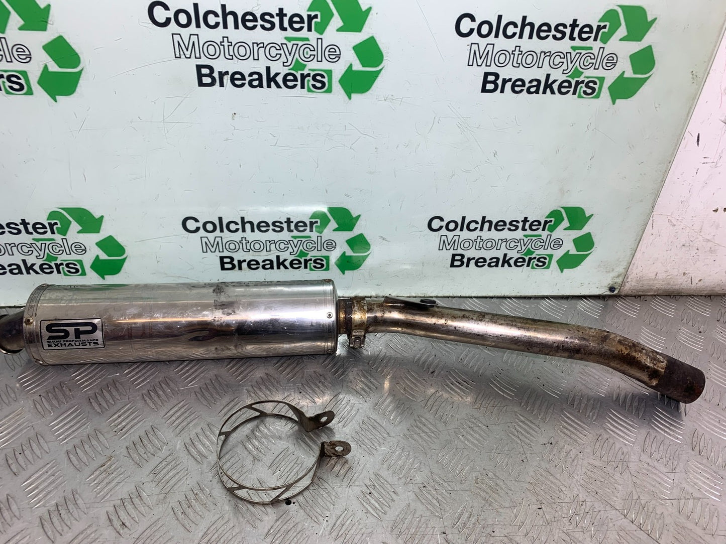 SUZUKI GSF600 GSF 600 BANDIT SILENCER   2000-2004 (CMB1269)