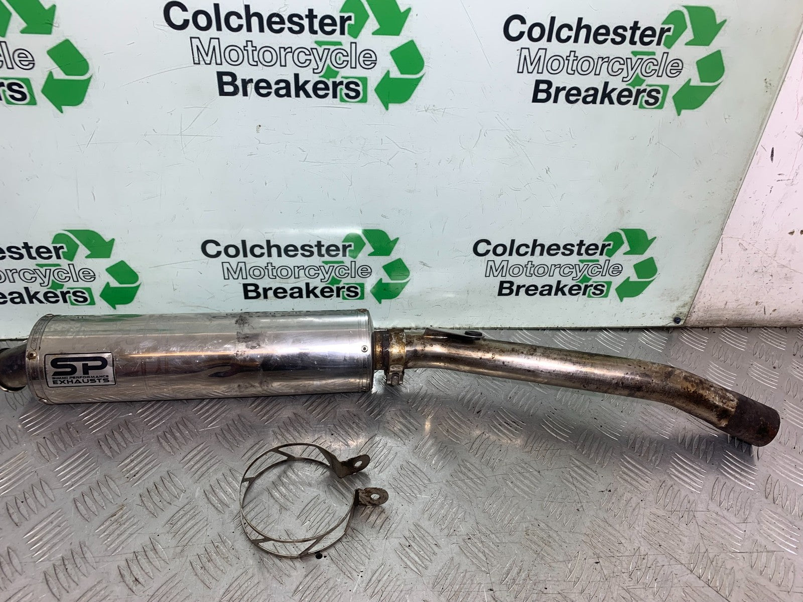 SUZUKI GSF600 GSF 600 BANDIT SILENCER   2000-2004 (CMB1269)