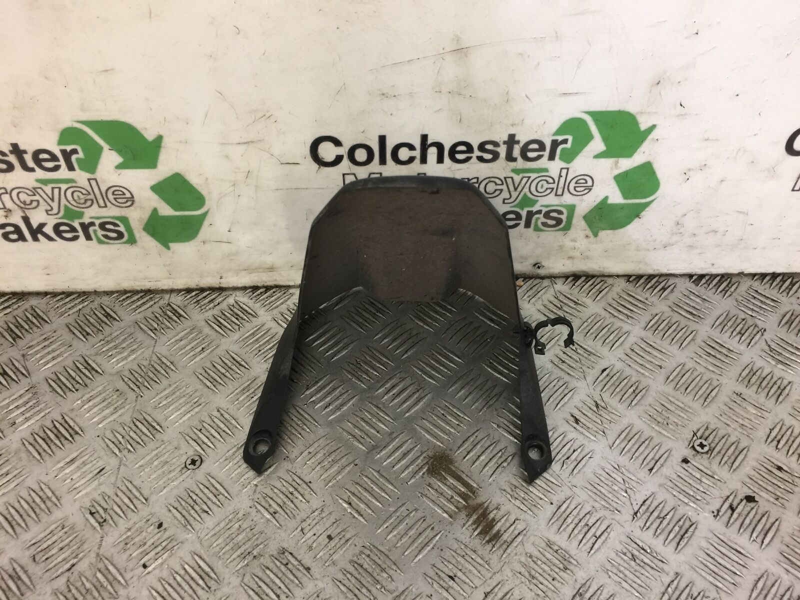 YAMAHA MT 125 MT125 REAR HUGGER YEAR 2014-2019 ABS (STOCK 477)