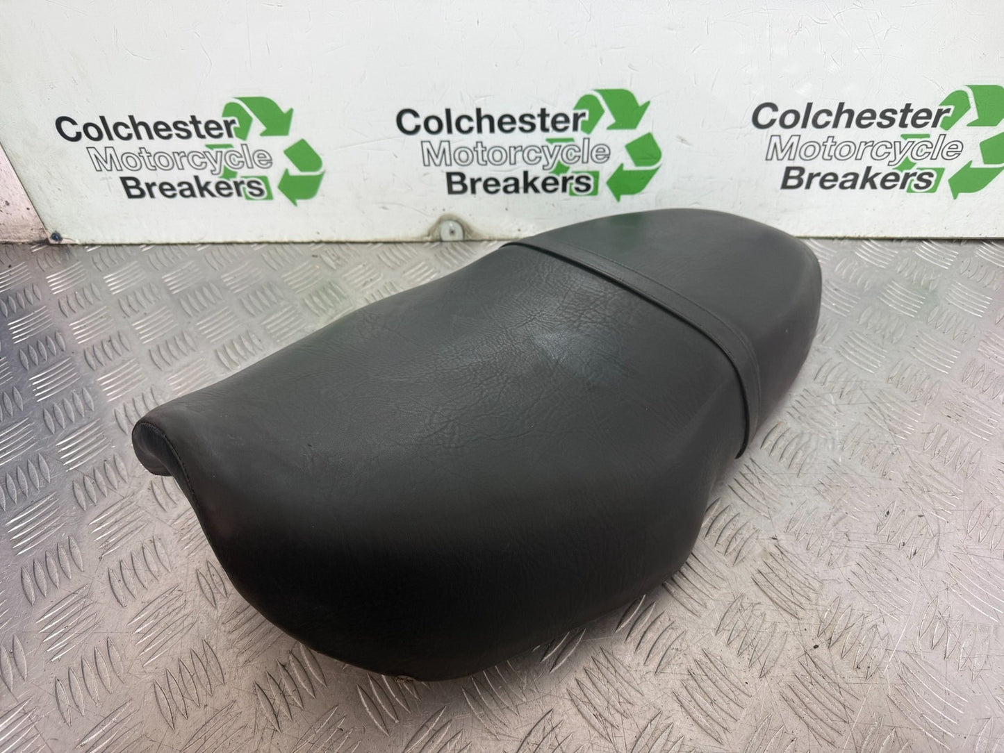 SUZUKI GSF1200 GSF 1200 BANDIT SEAT YEAR 1997-2000 NO 2
