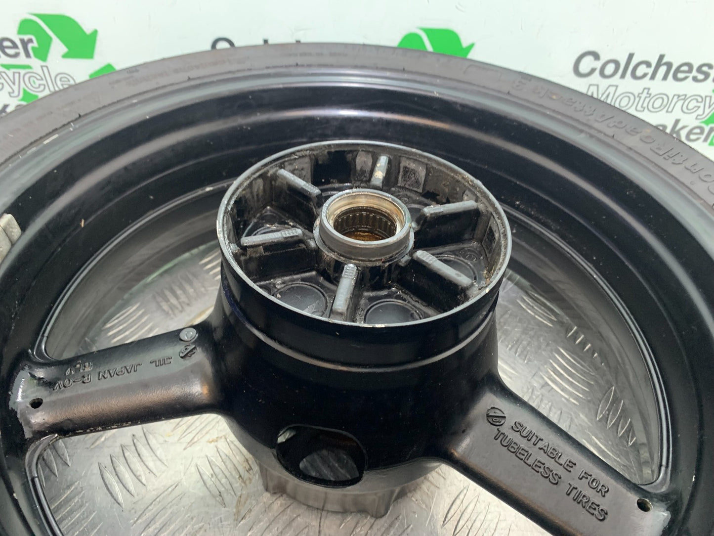 YAMAHA FZS1000 FAZER REAR WHEEL   YEAR 2001-05 (CMB1275)