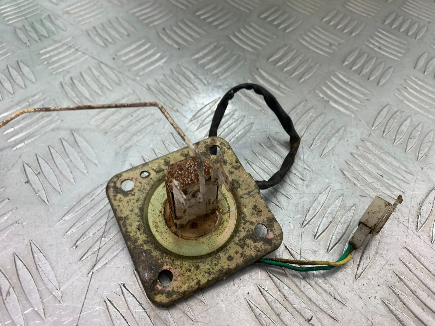 PIONEER XF250 PETROL TANK SENDER YEAR 2009 (CMB1143)