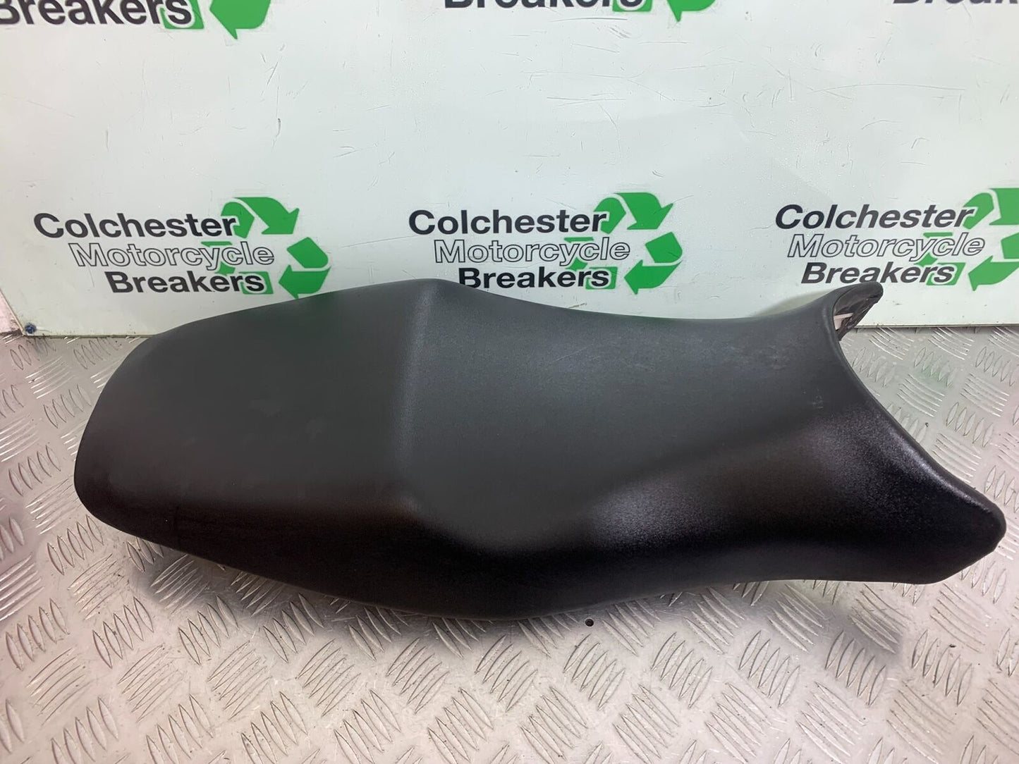 HONDA CBR1100 BLACKBIRD SEAT  YEAR 1999-2005 (CMB1103)