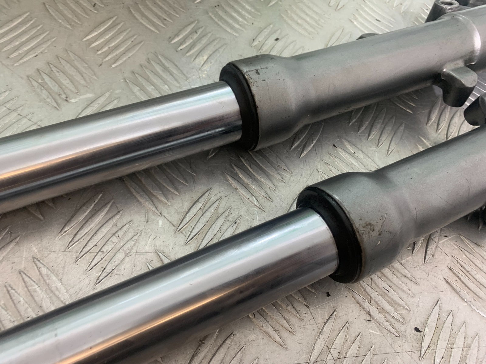 KAWASAKI ZX6R ZX6 F FORKS   YEAR 1995-1997 (CMB1169)