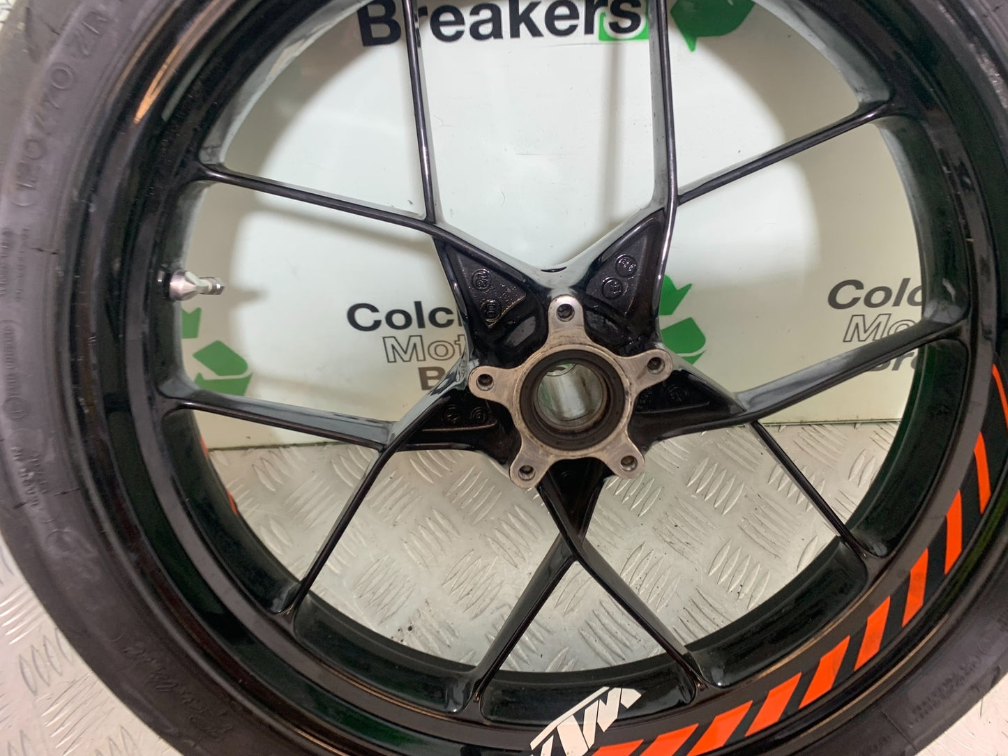 KTM 790 DUKE FRONT WHEEL YEAR 2018-2021  (CMB11150)