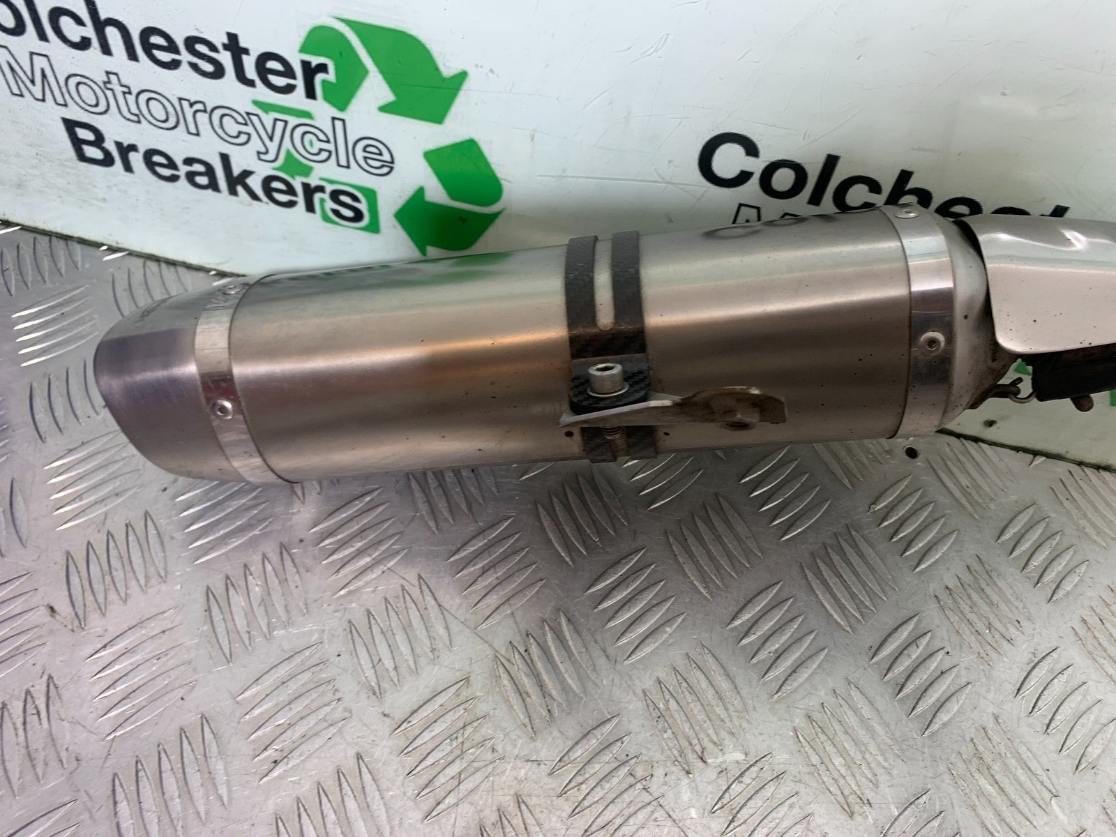 TRIUMPH SPEED TRIPLE R 1050 ARROW SILENCERS AND LINK PIPE 2009 (CMB1183)
