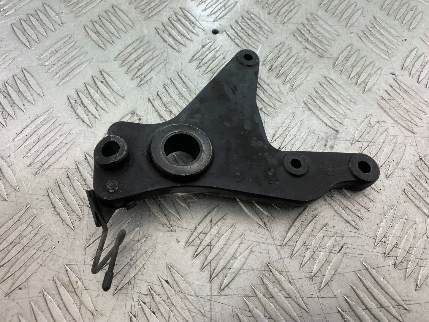 KAWASAKI Z1000 SX REAR CALIPER BRACKET  YEAR 2014-16 (CMB1264)