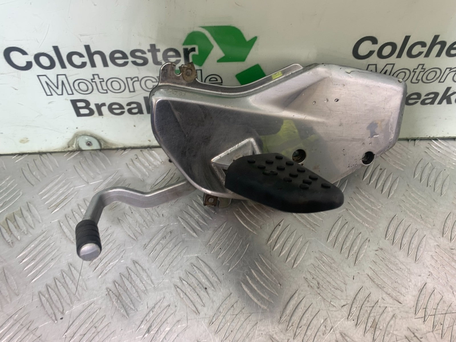 BMW K1200 K 1200 LT LEFT HANGER PEG GEAR LEVER   YEAR 1999-07 (CMB1271)