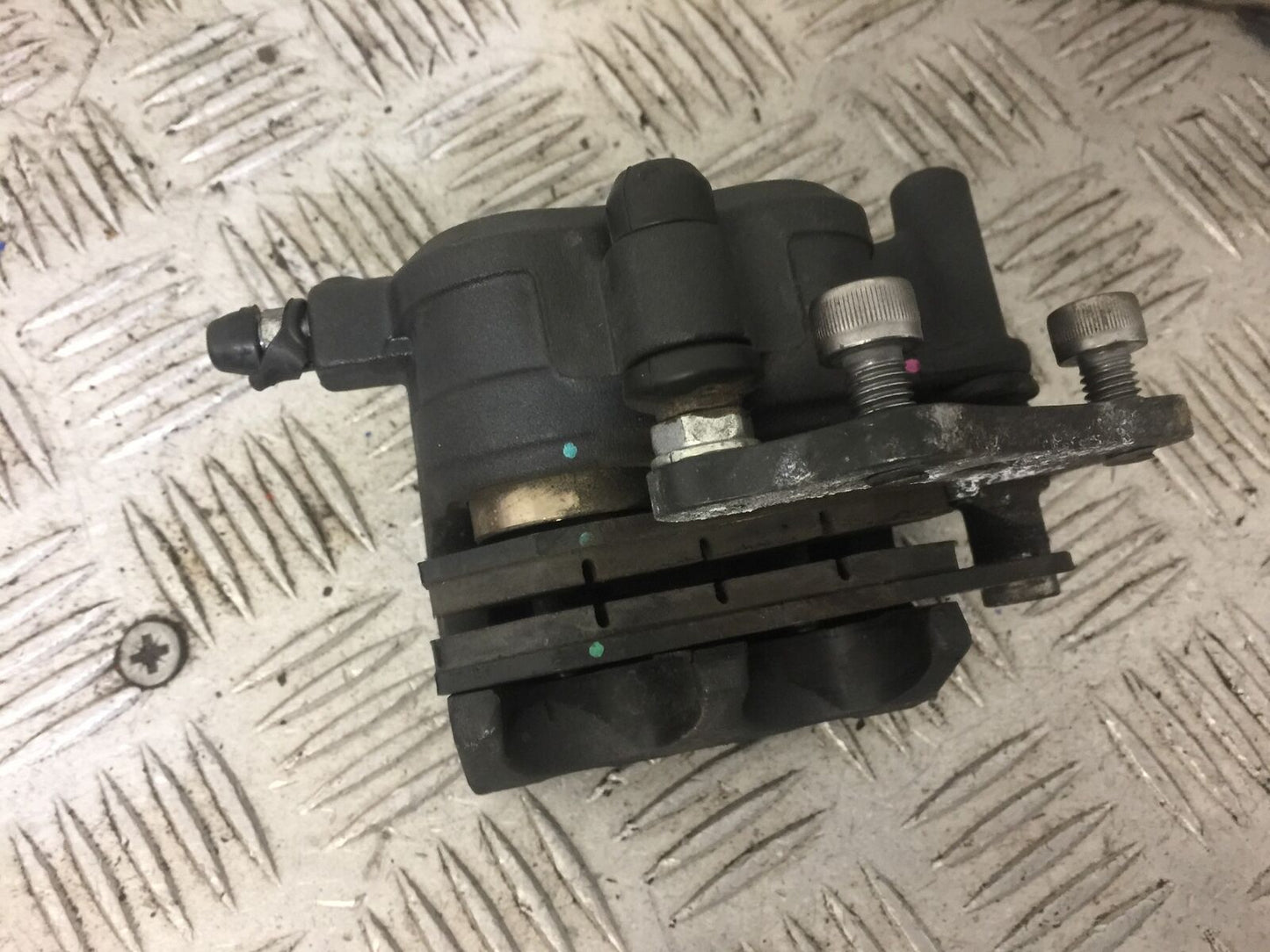 KAWASAKI Z400 Z 400 REAR BRAKE CALIPER  YEAR 2019  (STOCK 672)