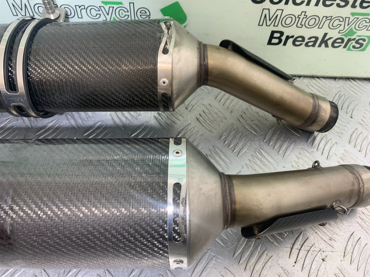 APRILIA RSV1000 R FACTORY MILLE ARROW CARBON SILENCERS   2004-09 (CMB1203)
