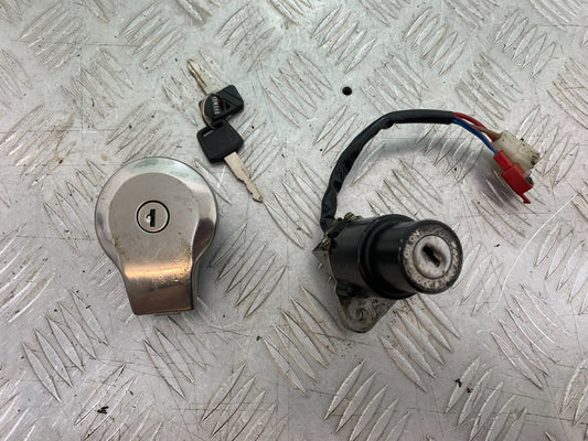 YAMAHA XV1100 XV 1100 VIRAGO IGNITION PETROL CAP KEYS   1990-1999 (CMB1190)