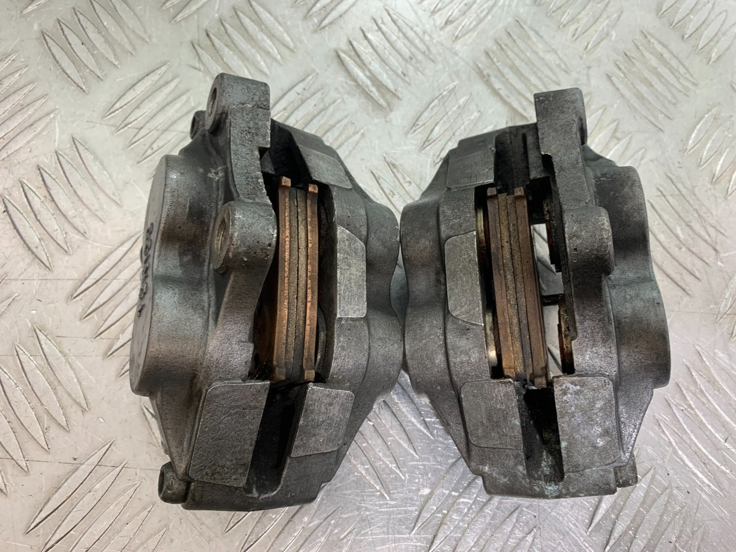 KAWASAKI ZZR1100 D FRONT BRAKE CALIPERS  YEAR 1993-2001 (CMB1189)