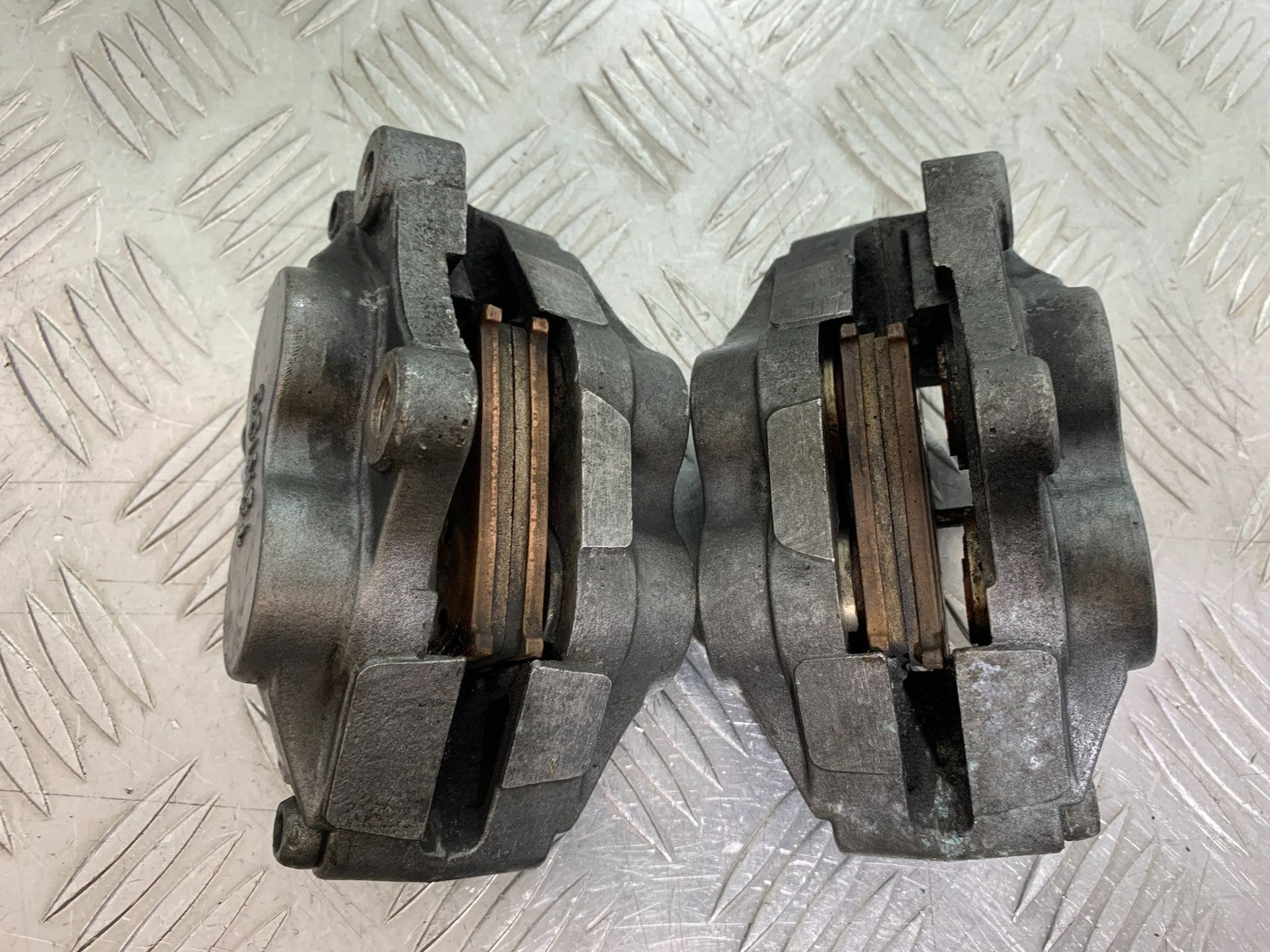 KAWASAKI ZZR1100 D FRONT BRAKE CALIPERS  YEAR 1993-2001 (CMB1189)