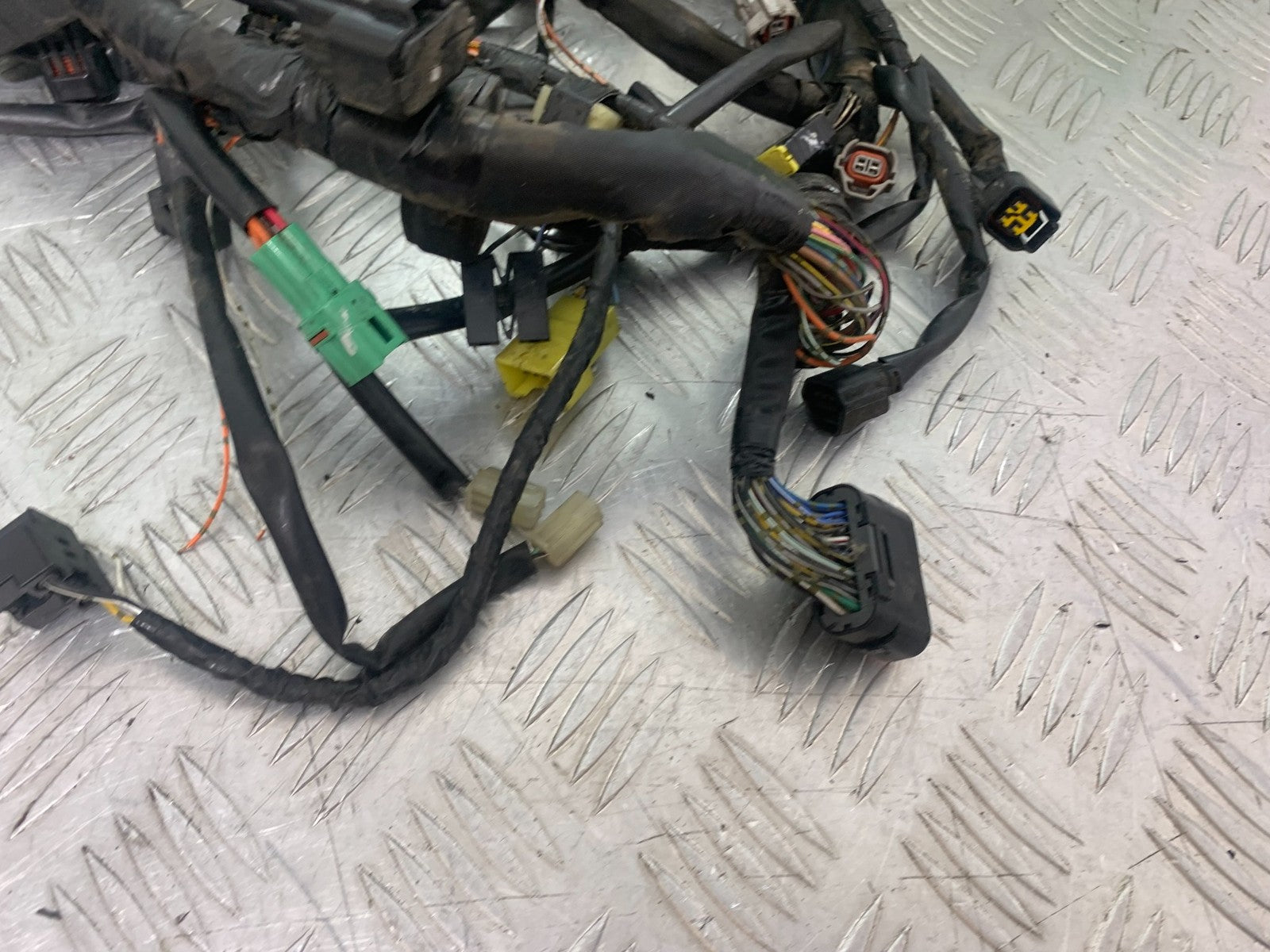 SUZUKI GSR600 GSR 600  WIRING LOOM  2006-2010 (CMB1177)
