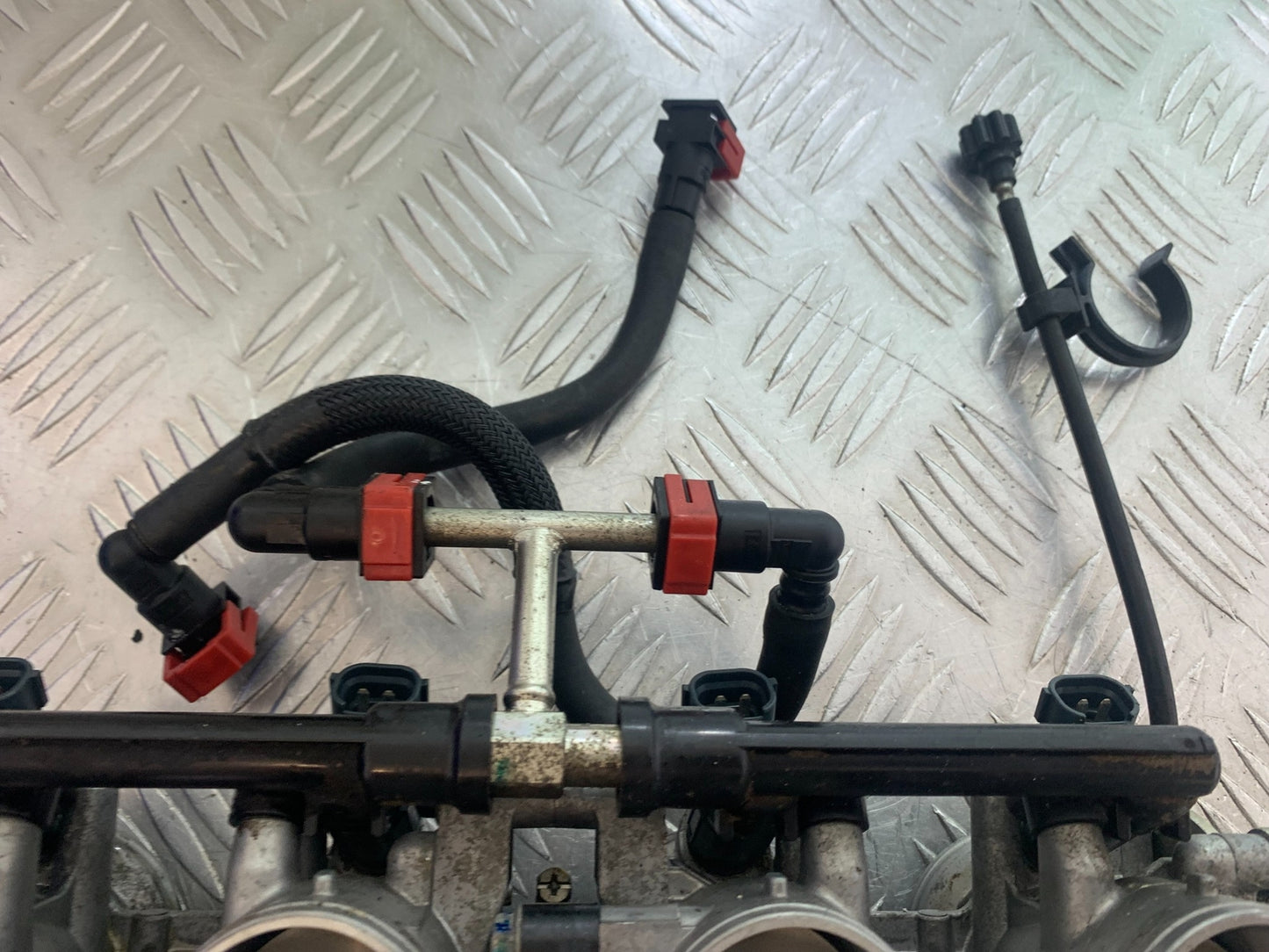 KAWASAKI ZX6R THROTTLE BODIES  YEAR 2009-2012 (CMB1136)