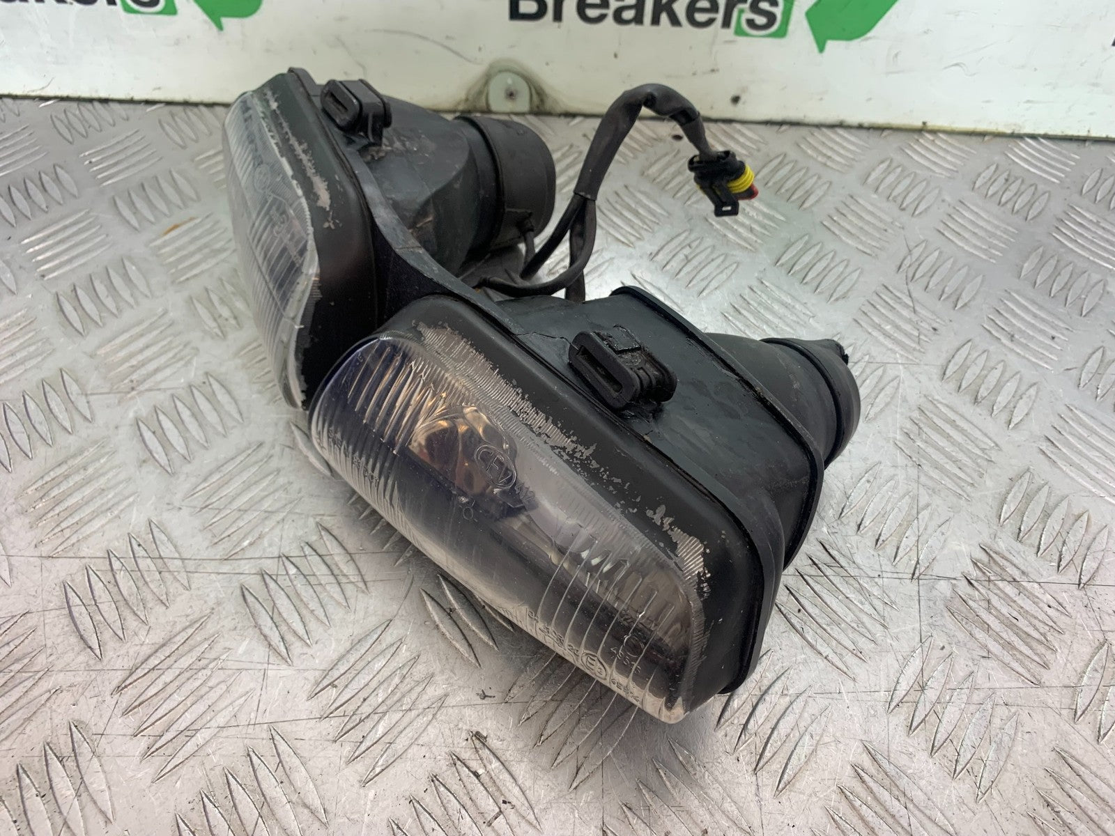 DUCATI 996 SPS 748 916 998 HEADLIGHT  1999-2000 (CMB1209)