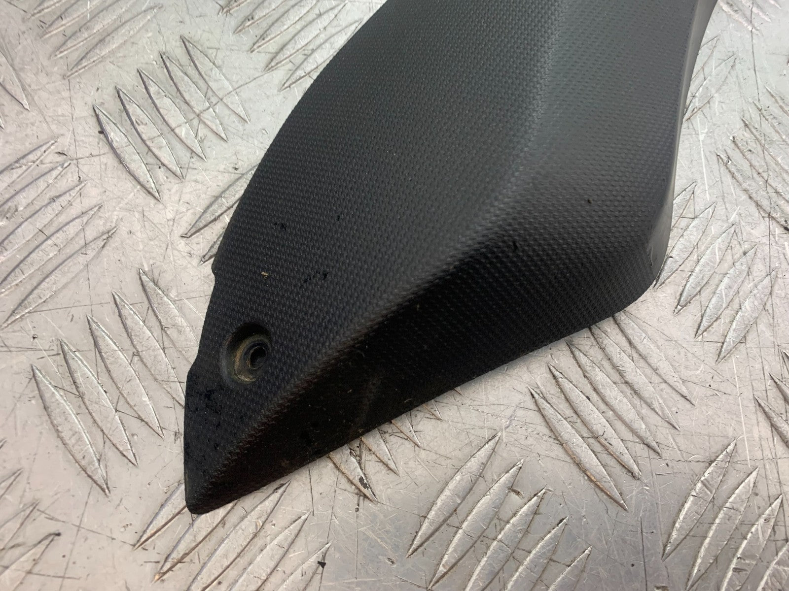 KAWASAKI ER6 F ER6F LEFT TOP FAIRING INFILL PANEL  YEAR 2005-2008 (CMB1277)