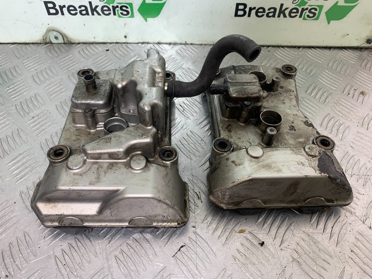 HONDA VFR800 PRE V-TEC ROCKER COVERS YEAR 1998-2001