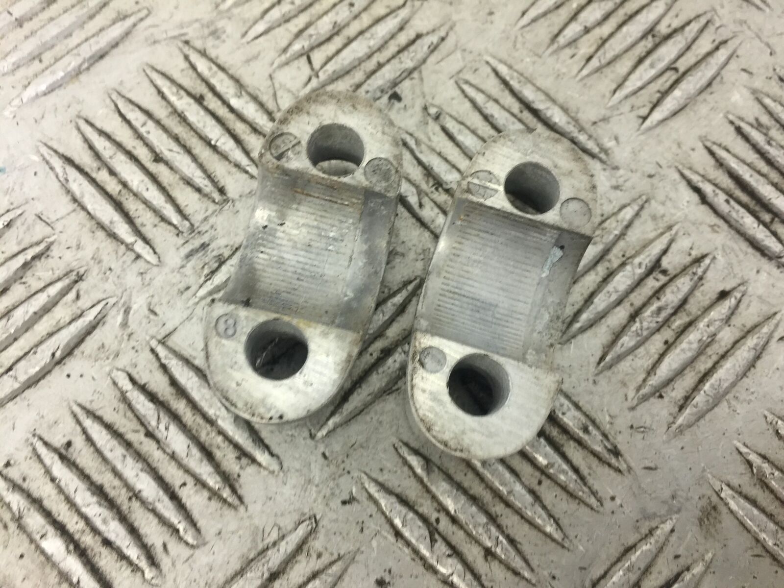 HONDA XL1000 VARADERO BAR CLAMPS  YEAR 2002 (STOCK 595)