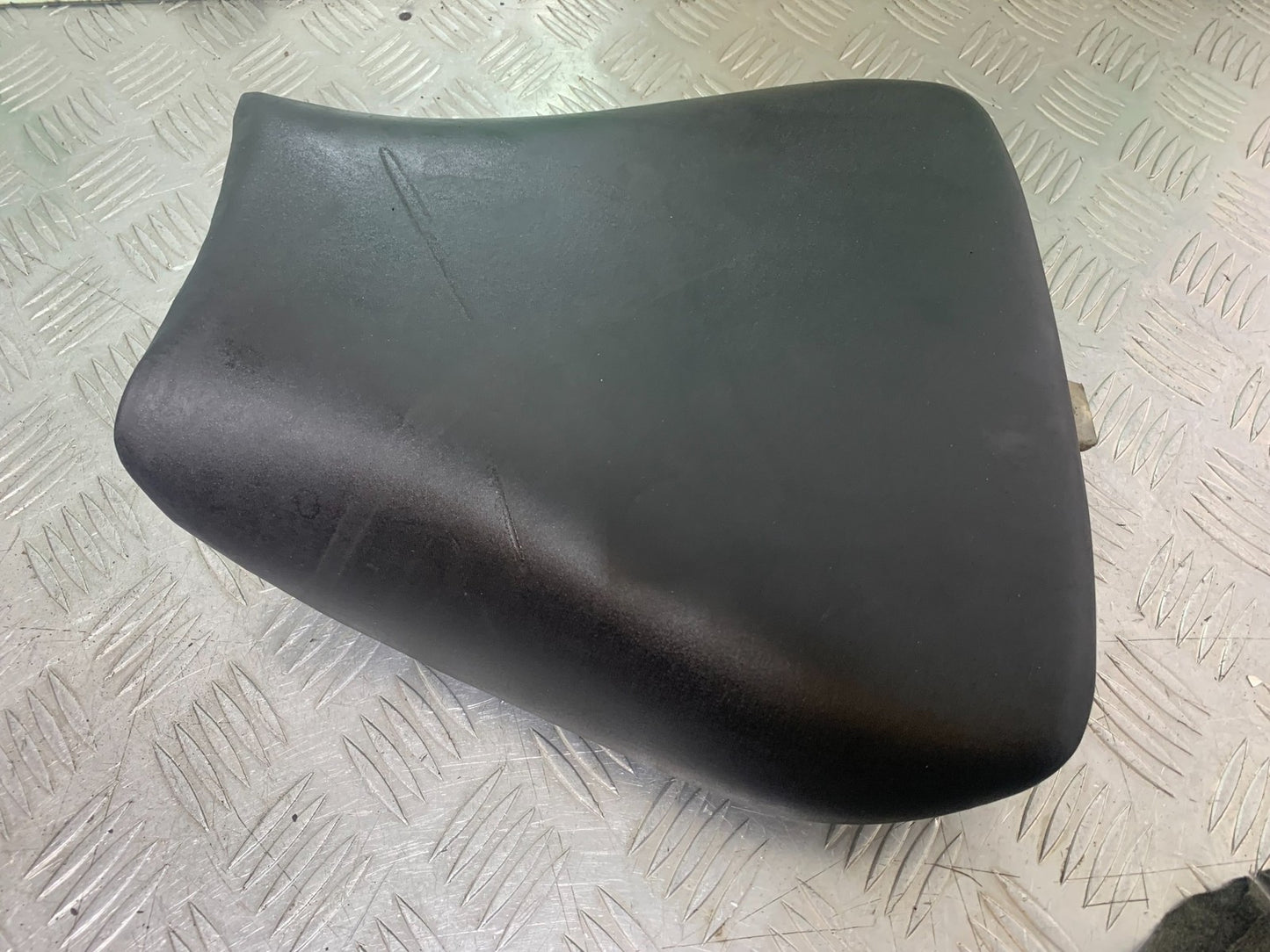 KAWASAKI ZX6R ZX6 F FRONT SEAT  YEAR 1995-1997 (CMB1169)