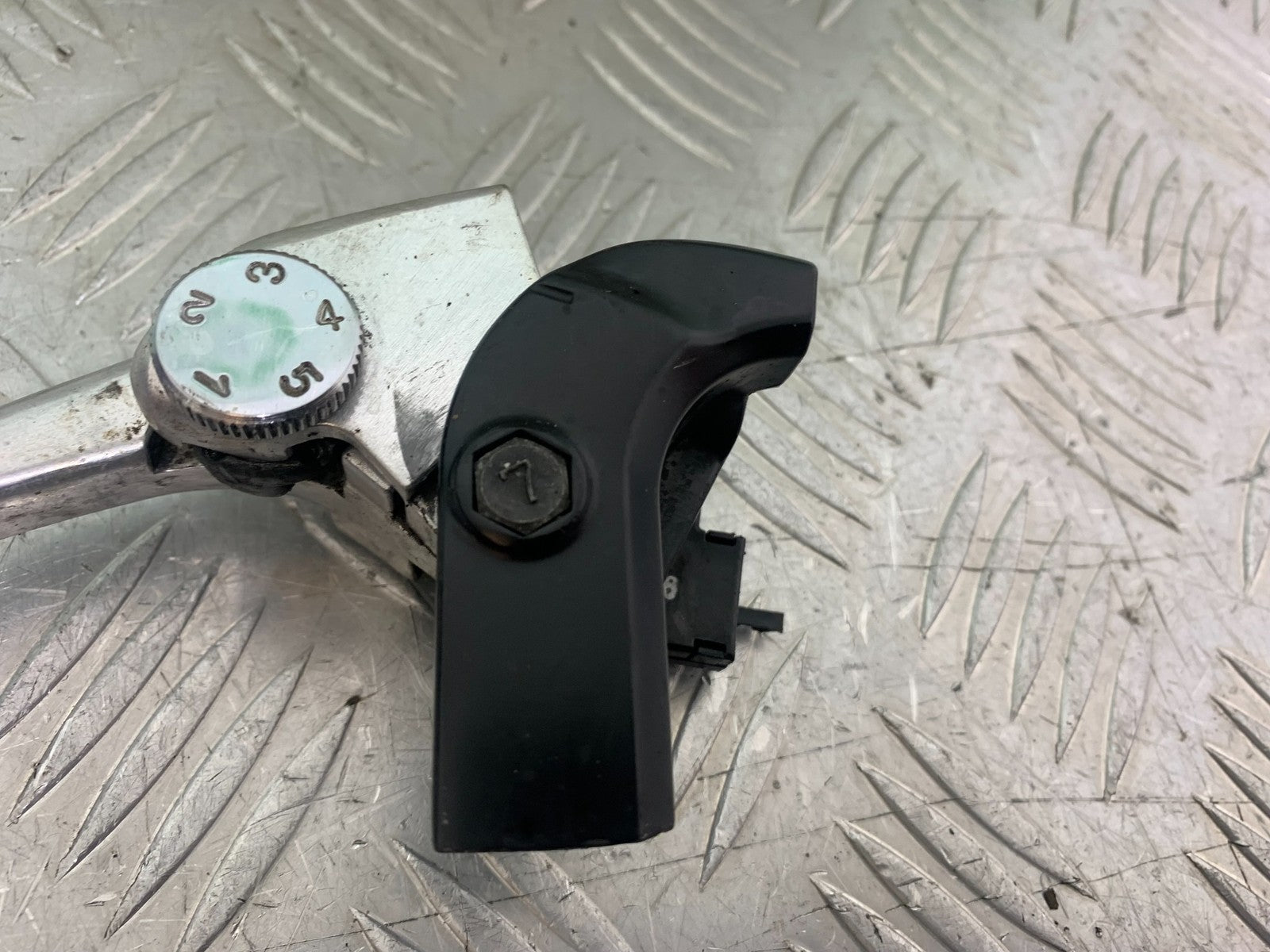 KAWASAKI 650 VERSYS CLUTCH LEVER AND BRACKET YEAR 2015-2018 (CMB1288)