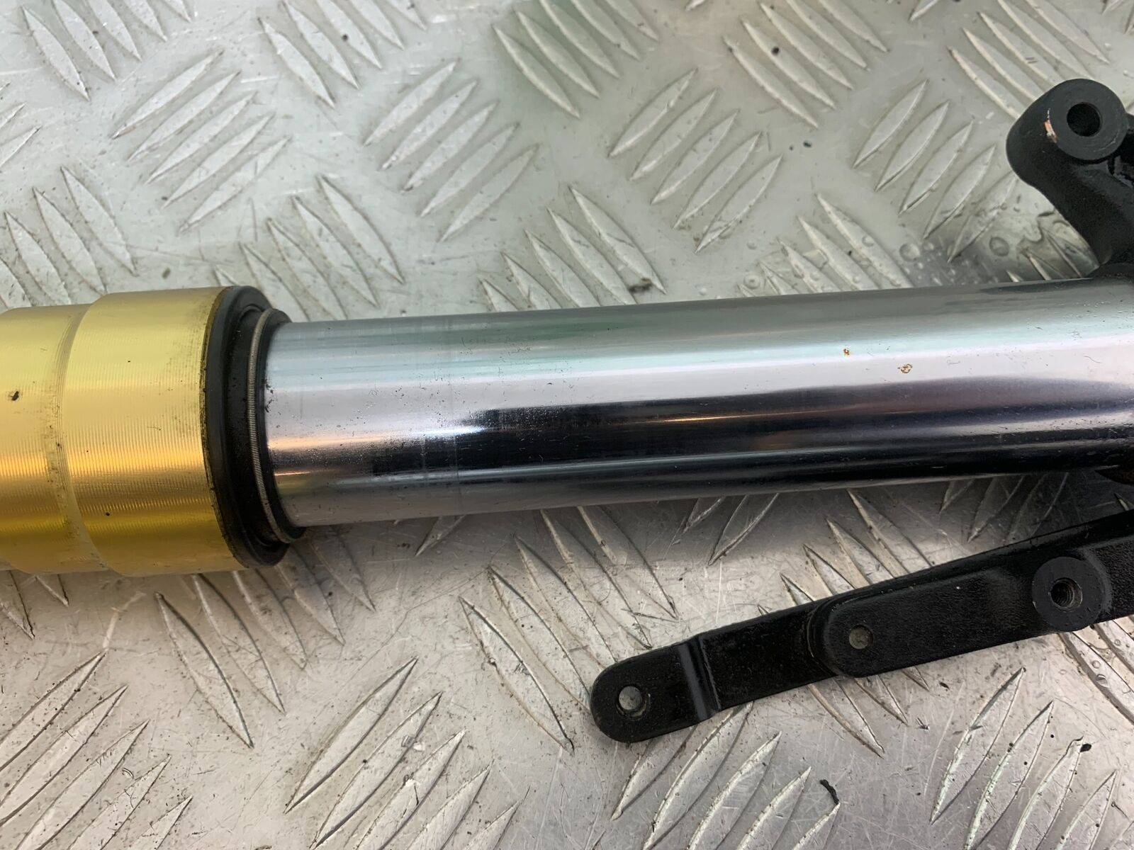 TRIUMPH TIGER 800 FORKS   YEAR 2011-2014  (CMB1113)