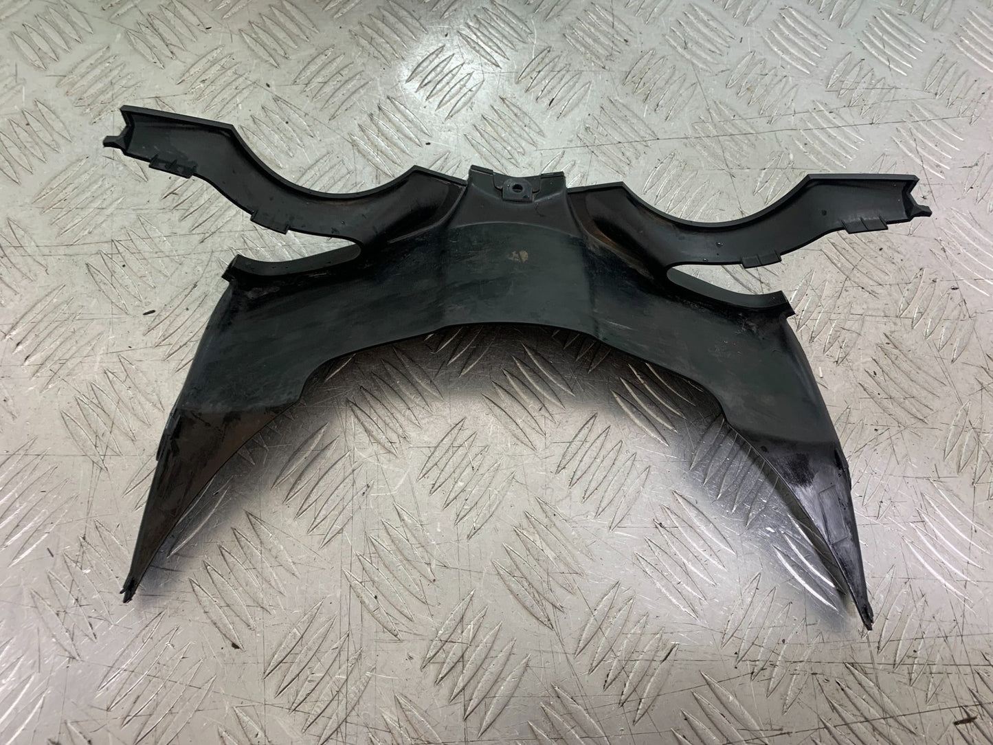 HONDA CBR1000 rr FIREBLADE  LOWER TOP FAIRING TRIM 2008-2011 (CMB1253)