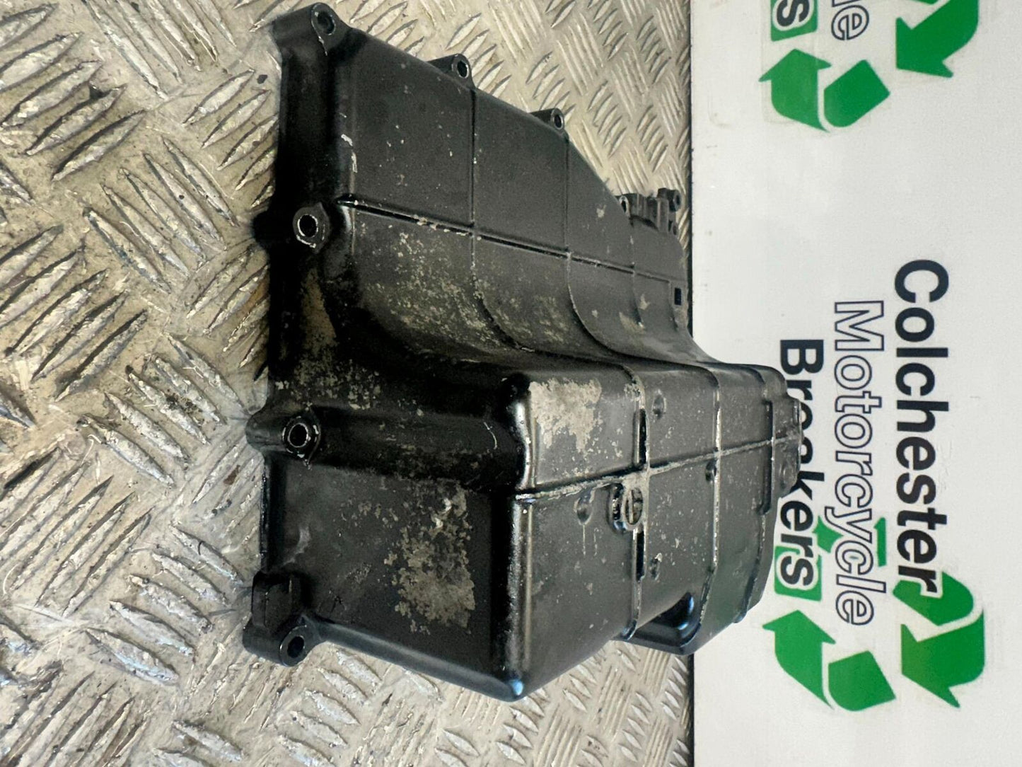 HONDA CBR1100 XX BLACKBIRD SUMP OIL PAN YEAR 1996-1998 (CMB1017)