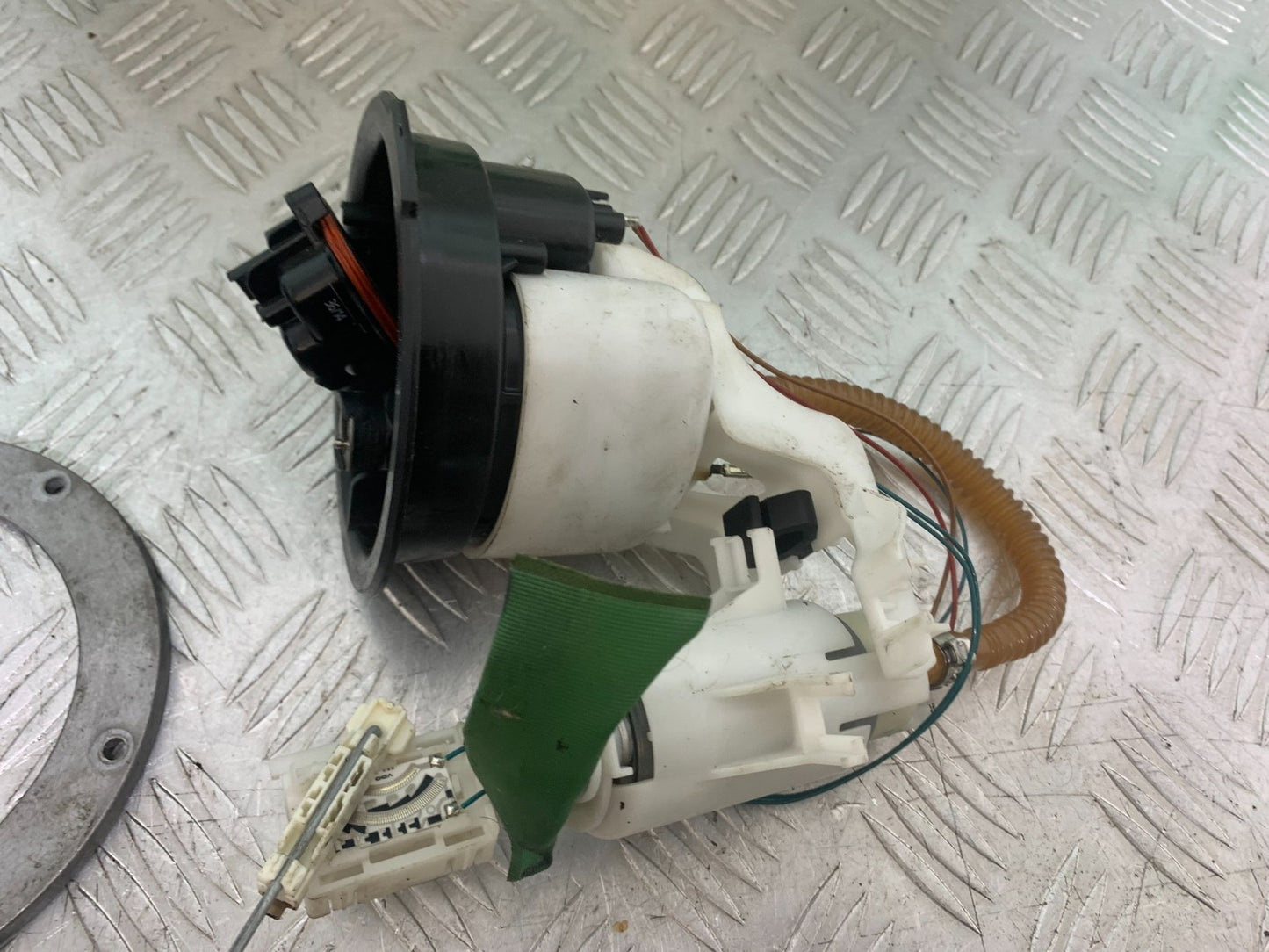 BMW S1000 RR PETROL PUMP  YEAR 2015-2018 (CMB1246)