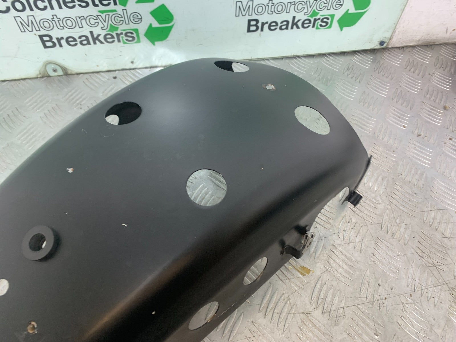 SINNIS HOODLUM 125 REAR MUDGUARD  YEAR 2021-2025 (CMB1196)