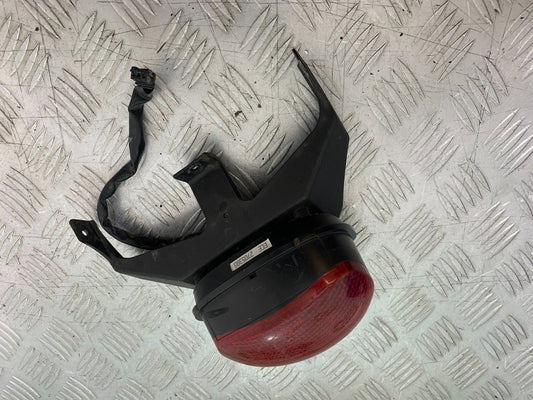 TRIUMPH 955i DAYTONA REAR LIGHT  YEAR 2002-2006 (CMB1229)