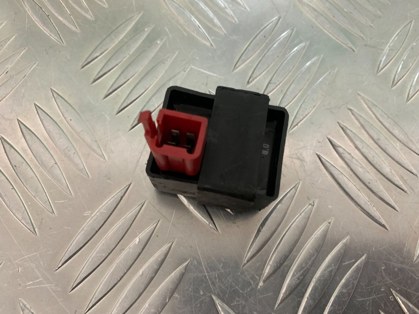 KAWASAKI ZX9R ZX9 C PETROL PUMP RELAY  YEAR 1998-99 (STOCK 957)