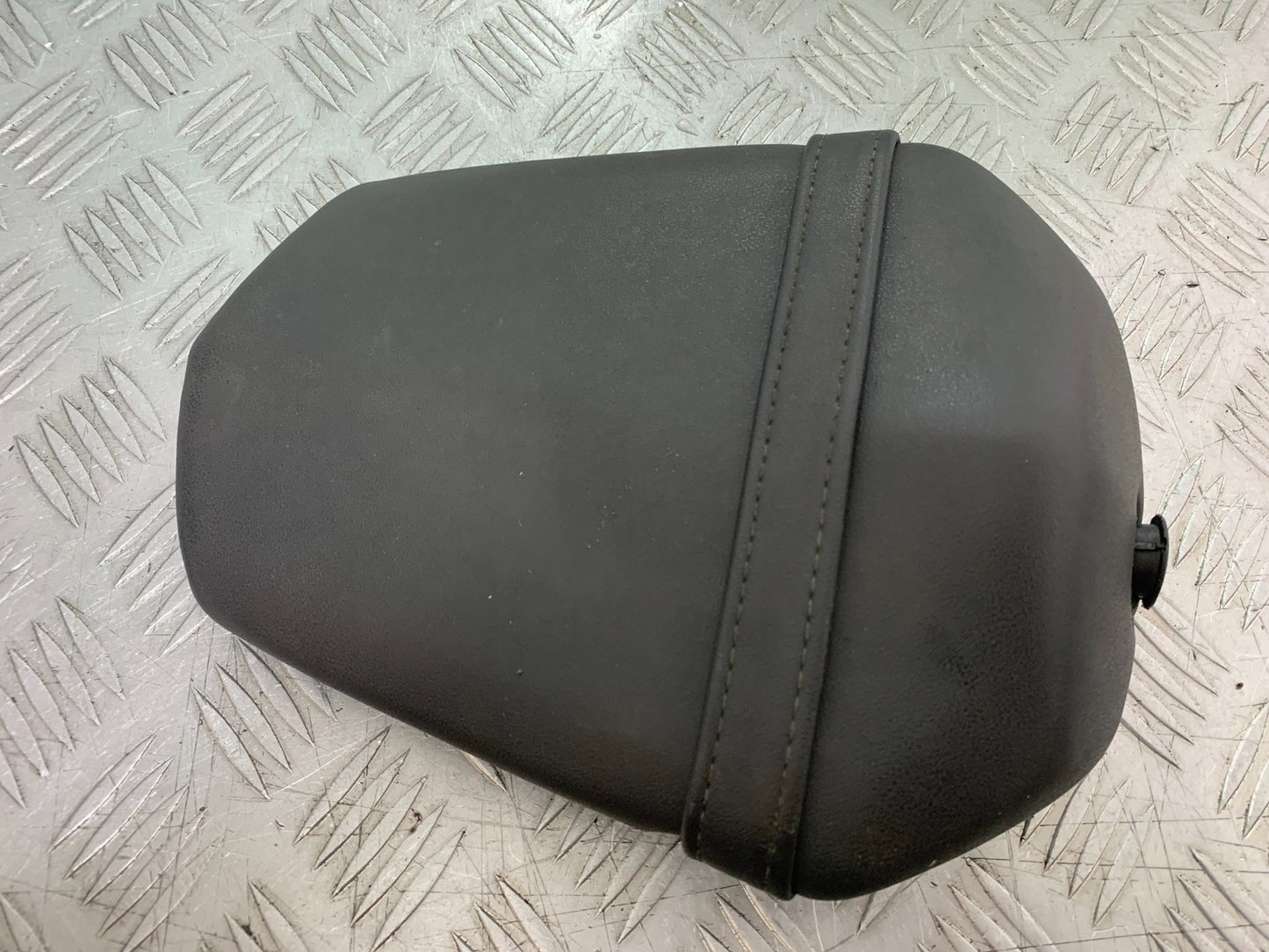 YAMAHA YZF-R125 YZF 125 REAR SEAT YEAR 2019-2022 (CMB1263)