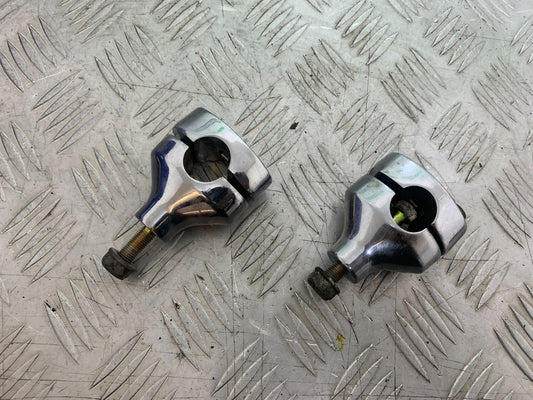 KAWASAKI VN1500 CLASSIC HANDLEBAR RISERS  YEAR 1999 -2006 (CMB1166)