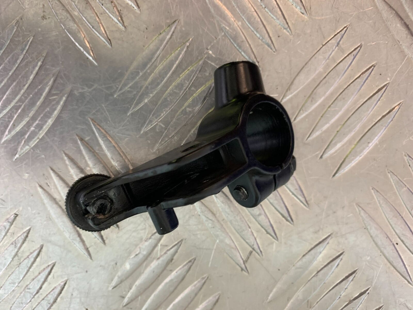 KTM 125 DUKE CLUTCH LEVER BRACKET   YEAR 2018-2023 (CMB1083)