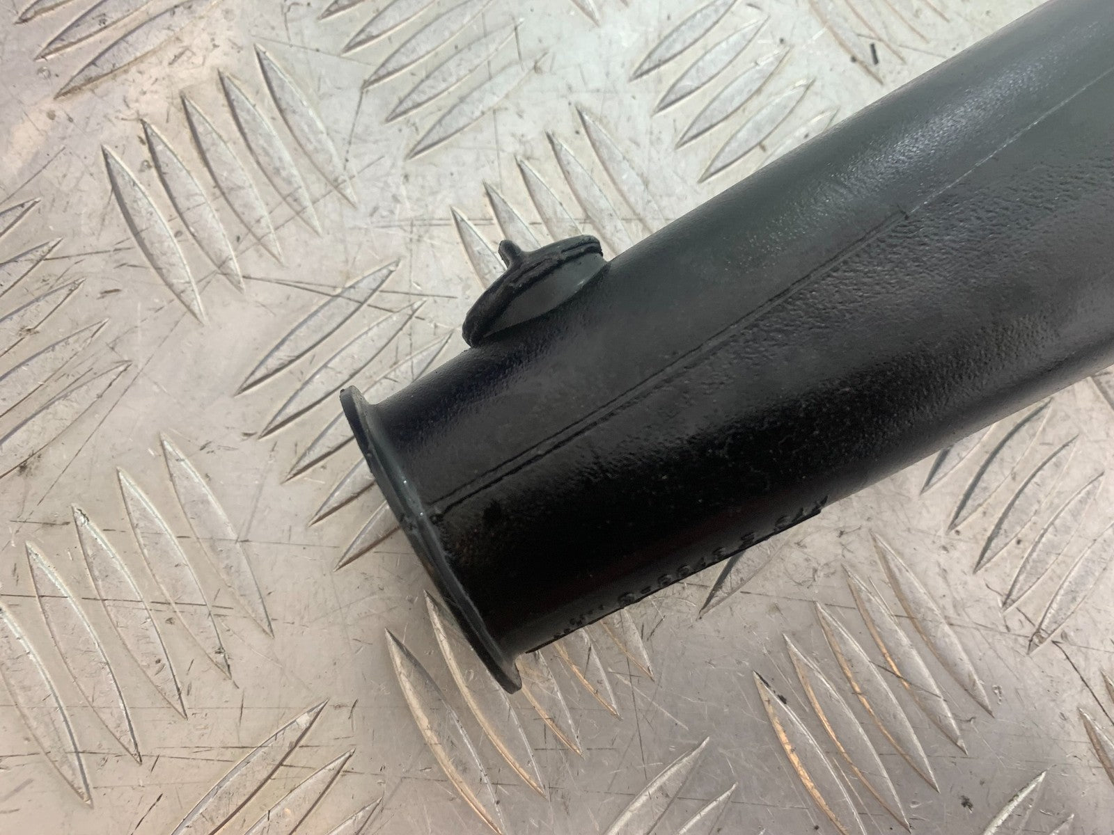BMW R850 R R850R AIR TUBE   YEAR 1994-2002 (CMB1170)