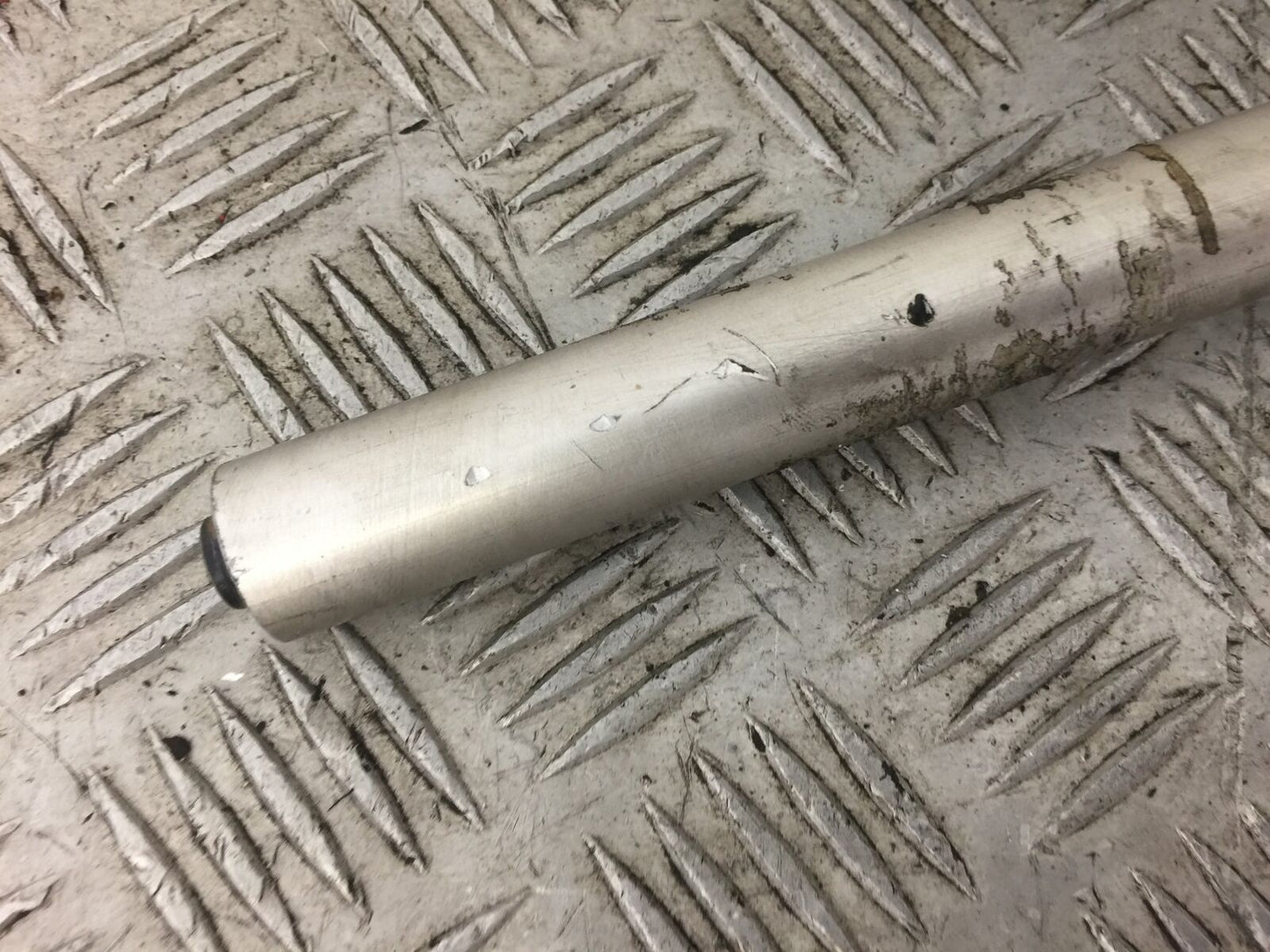 YAMAHA YZF R1 LEFT BAR YEAR 2009-2014 STOCK NO 329