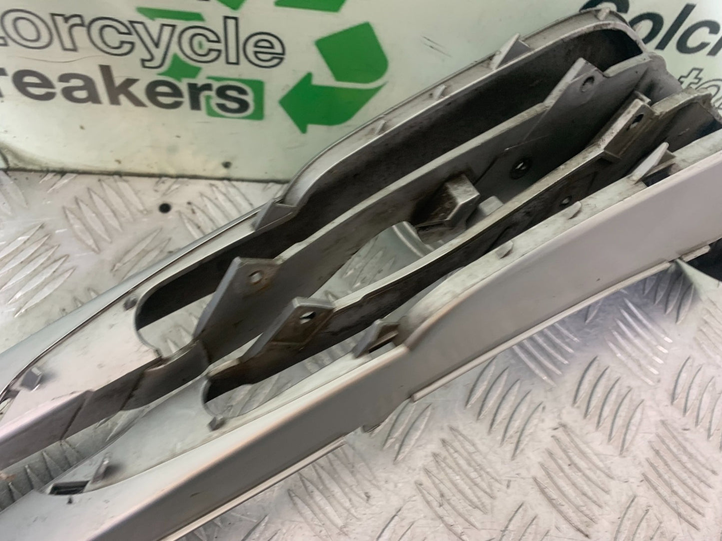 BMW K1200 K 1200 LT LEFT AND RIGHT SIDE TRIM   YEAR 1999-07 (CMB1271)