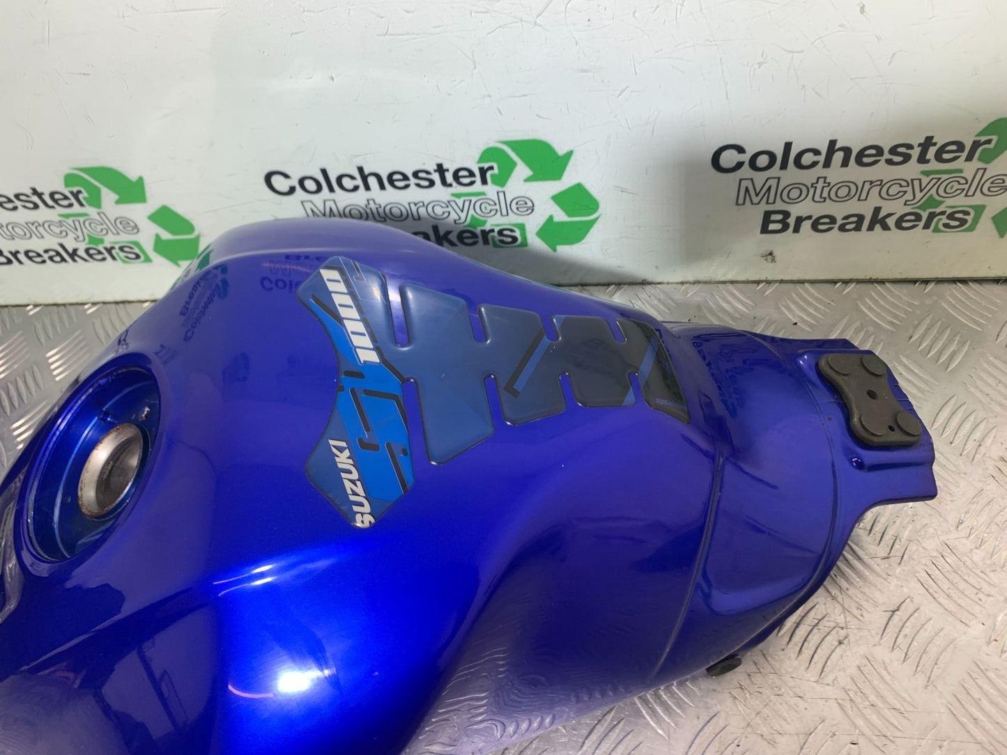 SUZUKI SV1000 SV 1000 S PETROL TANK  YEAR 2003-2007 (CMB1293)