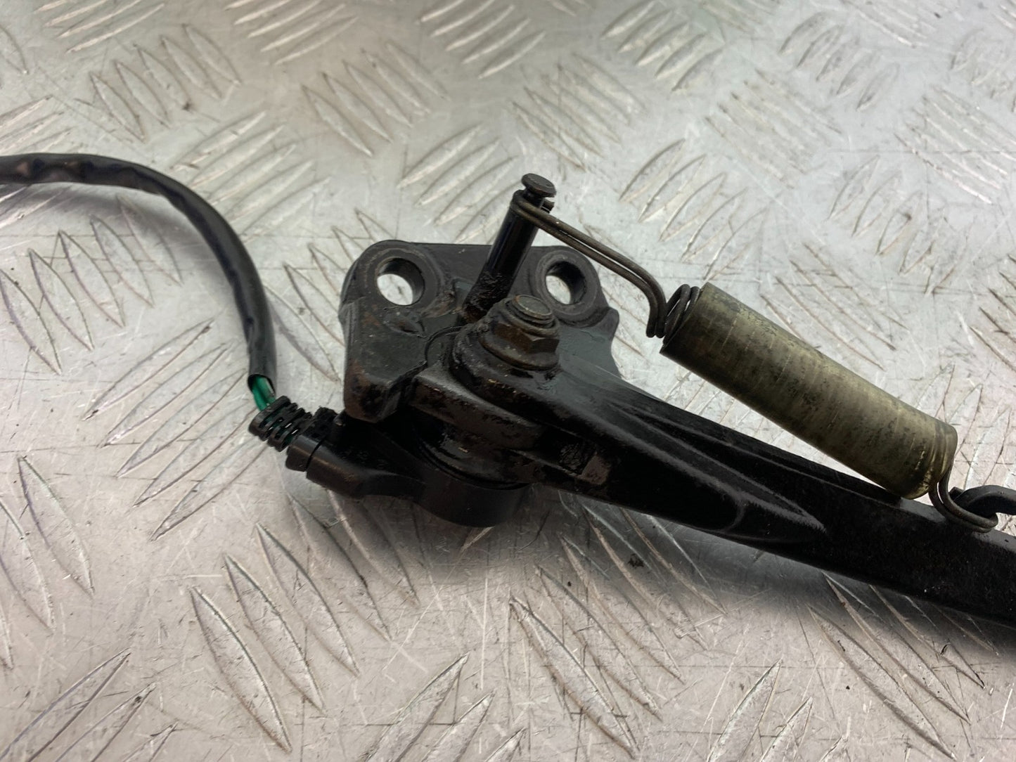 HONDA VFR800 VFR 800 V-TEC SIDE STAND AND BRACKET YEAR 2002 -09 (CMB1296)