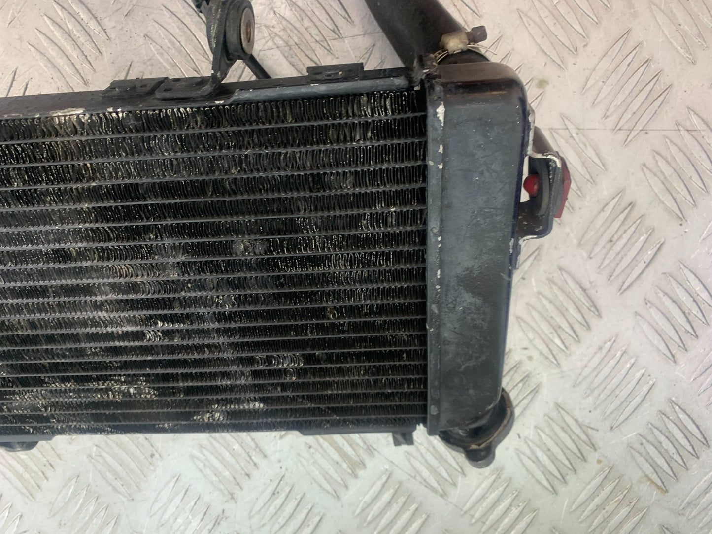 SUZUKI SV650 SV 650 mk1 RADIATOR    YEAR 1999-2002 (CMB1160)