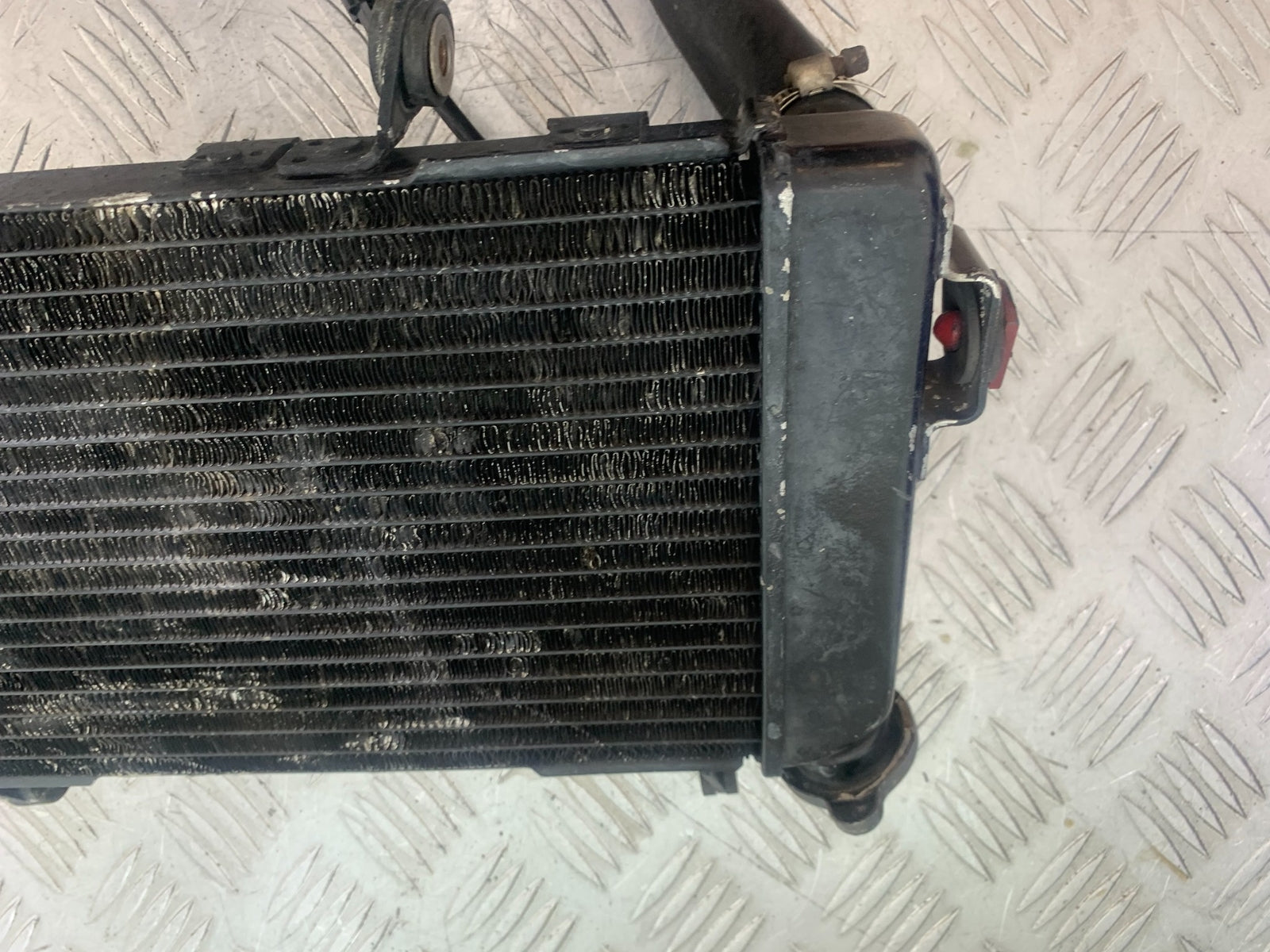 SUZUKI SV650 SV 650 mk1 RADIATOR    YEAR 1999-2002 (CMB1160)