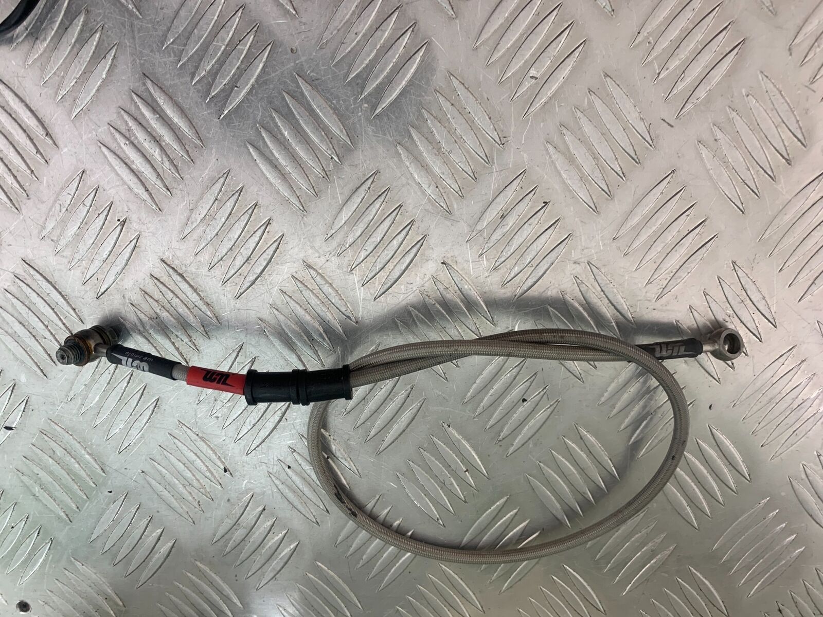 YAMAHA XV535 XV 535 VIRAGO BRAIDED FRONT BRAKE LINE  YEAR 1994-02 (CMB1044)