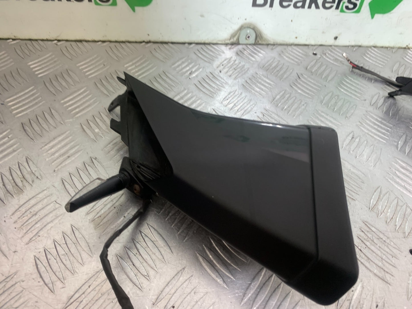 APRILIA TUONO 1000 V4R LEFT AIR TUBE AND INDICATOR   YEAR 2011-13  (CMB1331)
