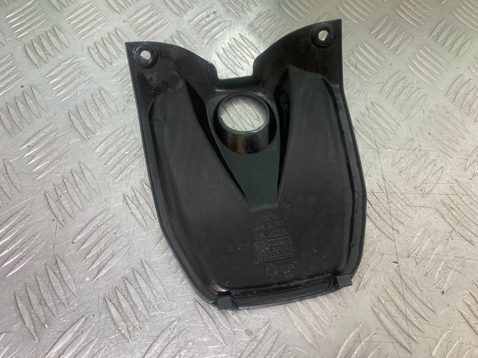 APRILIA SL750 SL 750 SHIVER IGNITON COVER TANK COVER  YEAR 2008-2016 (CMB1242)